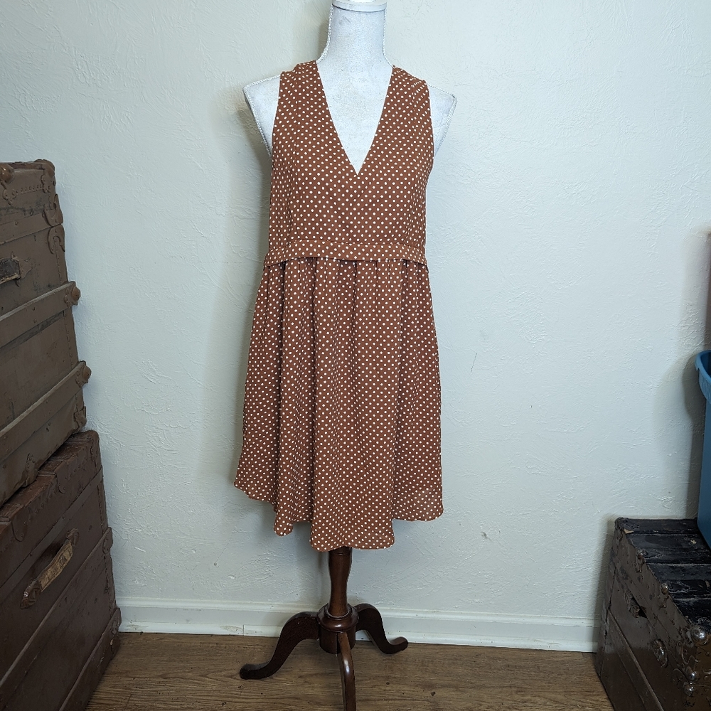 dRA Los Angeles dress. Rust with white polka dots mid length medium.